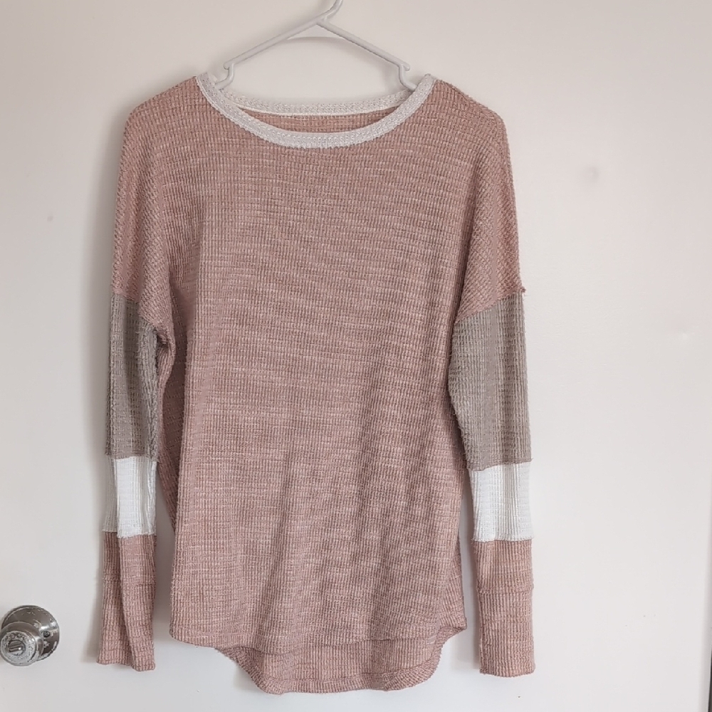 SO Textured Knit Top